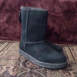 Ugg boots black